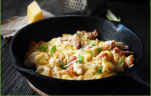 Цветная капуста с курицей и грудинкой